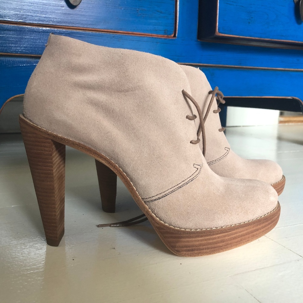 Beige Suede Leather Ankle Boots Heels Lace-Up New